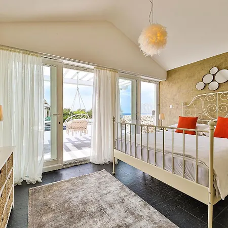 בית נופש Awesome In Drvenik Mali With House Sea View Petomavar