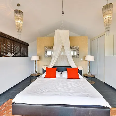 Awesome In Drvenik Mali With House Sea View